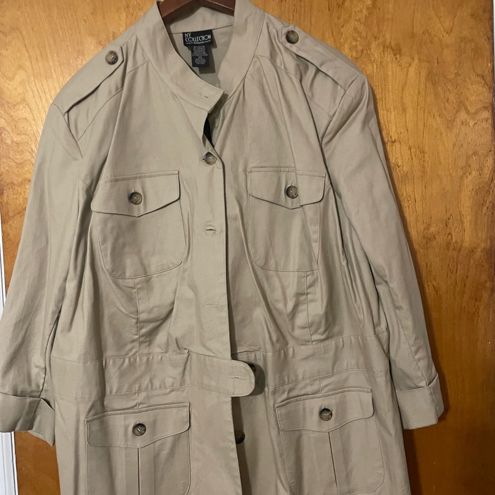 Women’s Trenchcoat Jacket